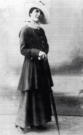 Florbela Espanca: Legado, Obras e a Força de sua Poesia Atemporal